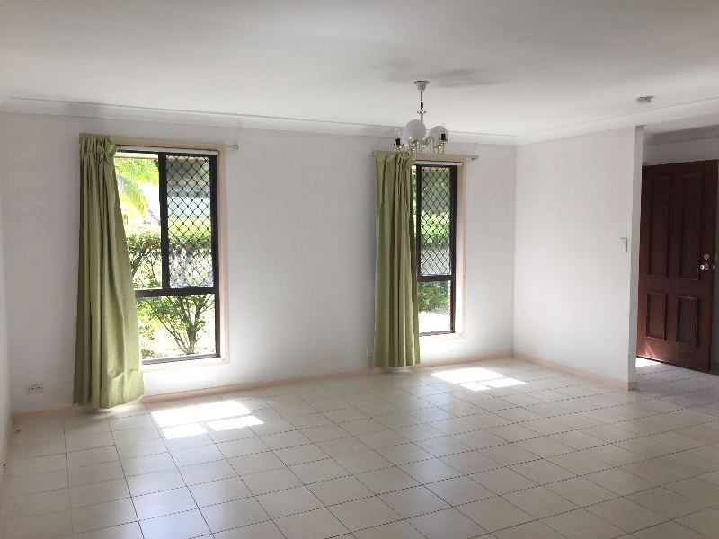 4 Baguette Street, Carina QLD 4152