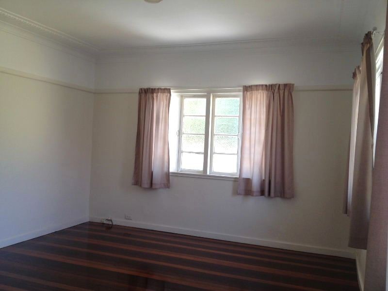 244 Bennetts Road, Norman Park QLD 4170
