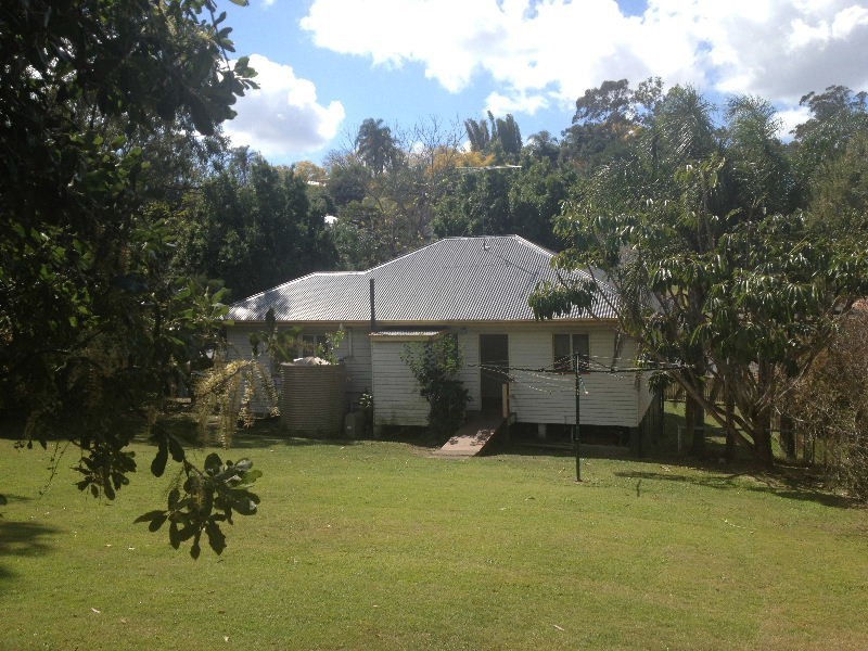 244 Bennetts Road, Norman Park QLD 4170