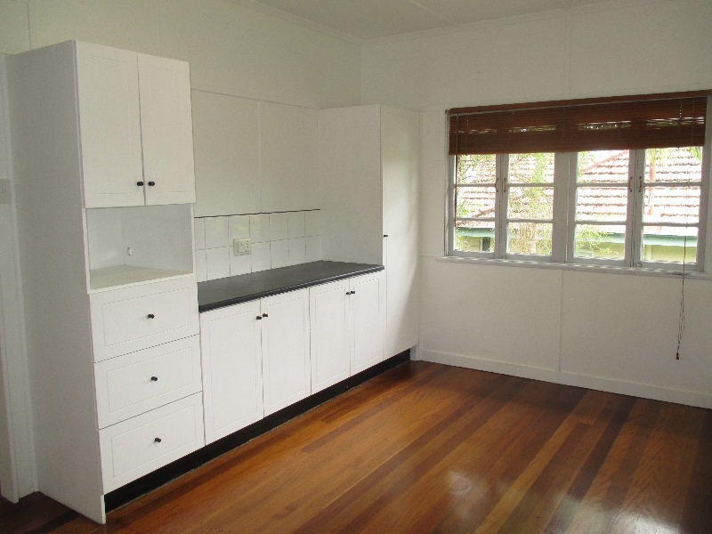 8 Summerville Street, Carina Heights QLD 4152