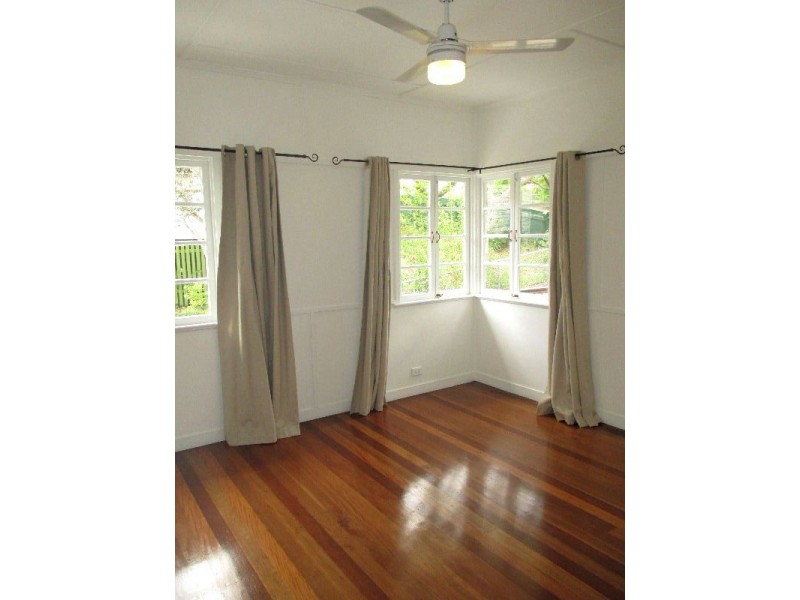 8 Summerville Street, Carina Heights QLD 4152