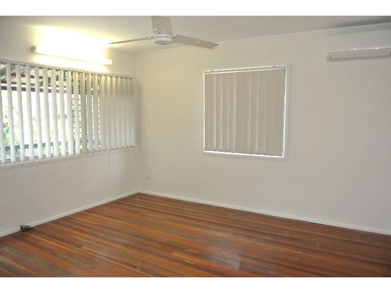 24 Wood Avenue, Carina QLD 4152