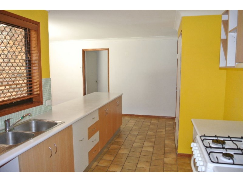 384 Winstanley Street, Carindale QLD 4152