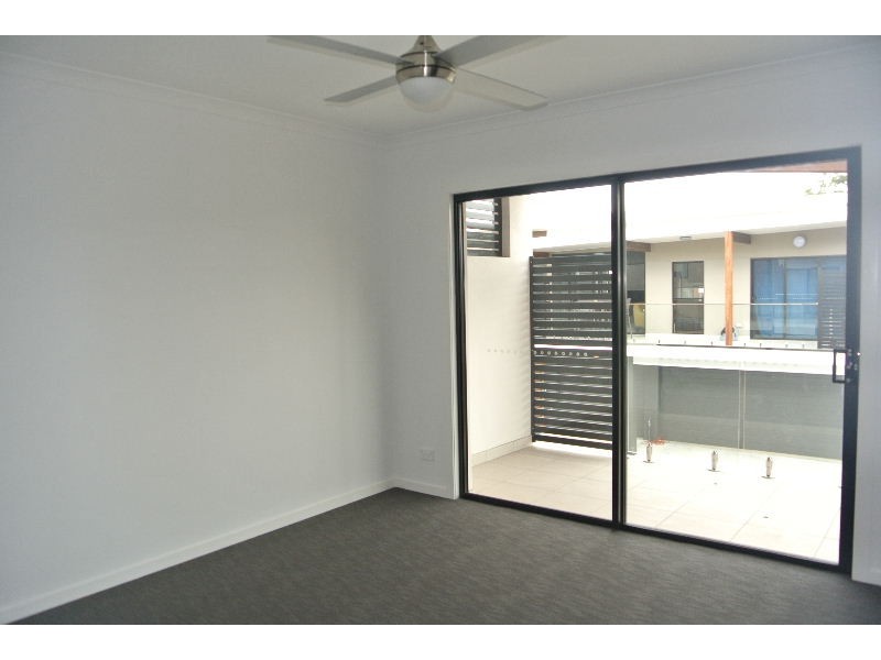 9/819 Creek Road, Carindale QLD 4152