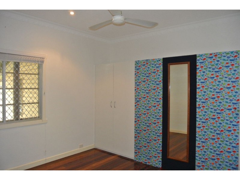 24 Sterculia Avenue, Holland Park QLD 4121