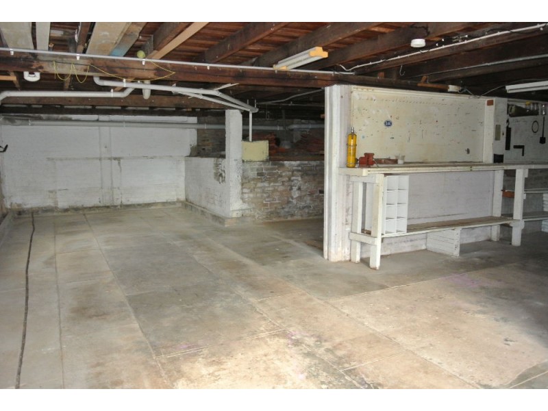 24 Sterculia Avenue, Holland Park QLD 4121