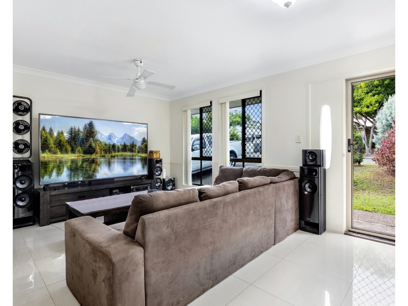 4 Templar Street, Wynnum West QLD 4178