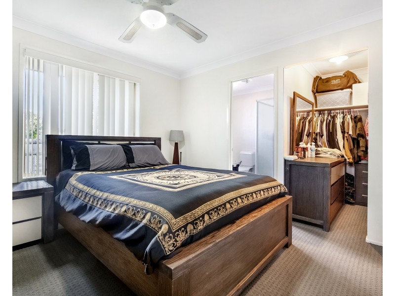 4 Templar Street, Wynnum West QLD 4178