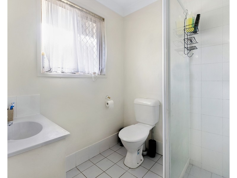 4 Templar Street, Wynnum West QLD 4178