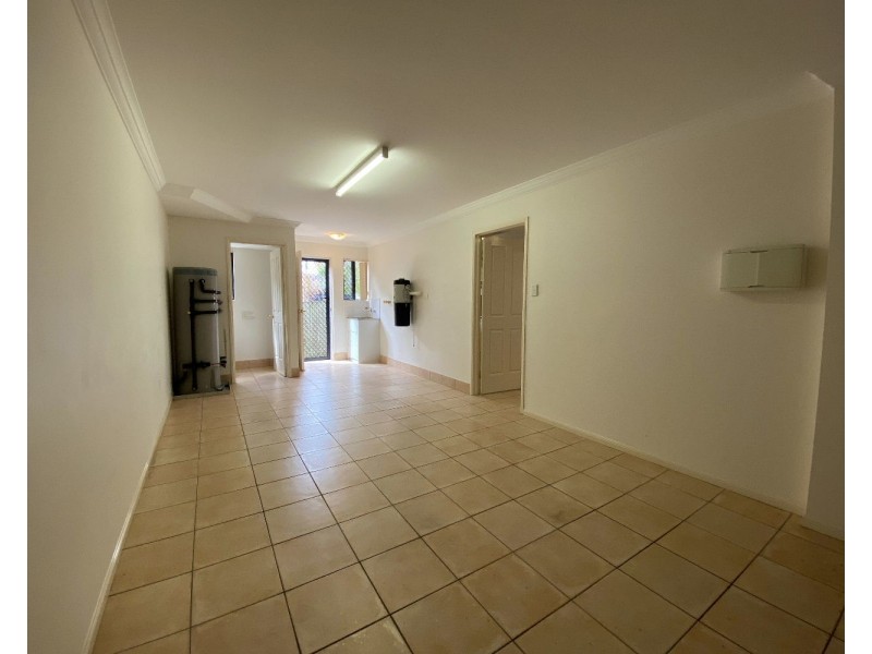 2/11 Mons Road, Carina Heights QLD 4152