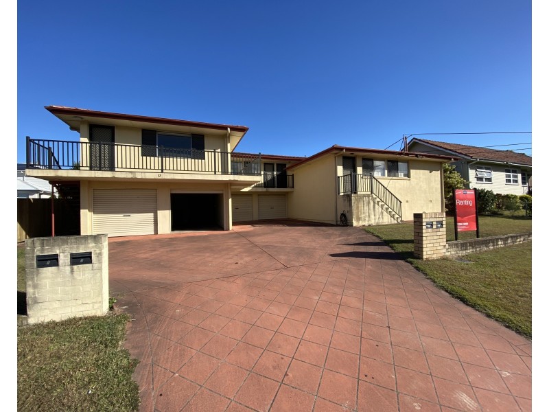 1/12 Robbies Avenue, Carina QLD 4152