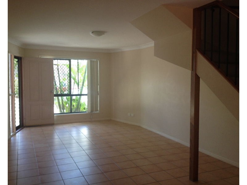 2/31 Llewellyn Street, Kangaroo Point QLD 4169