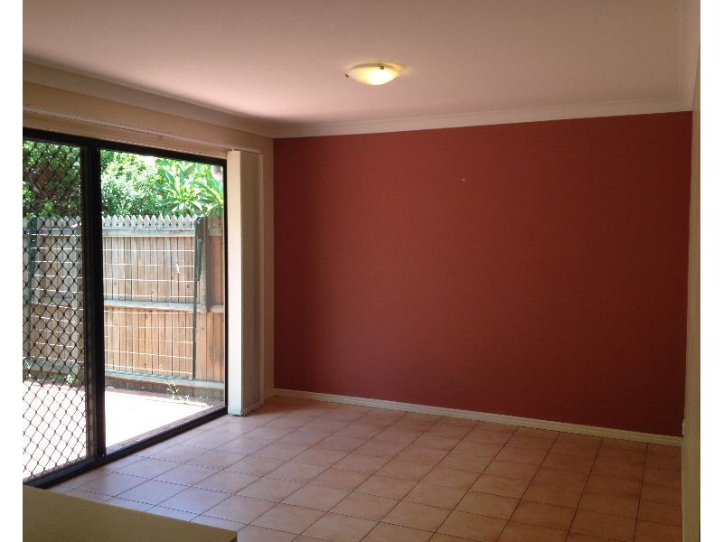 2/31 Llewellyn Street, Kangaroo Point QLD 4169