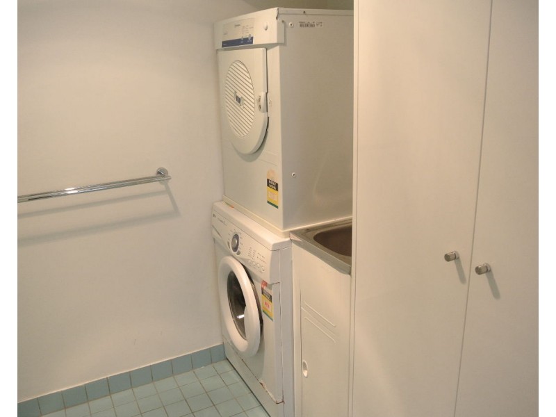 3/15 Jones Street, Highgate Hill QLD 4101