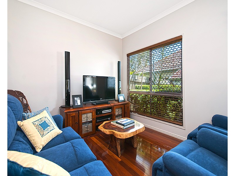 2/80 Derby Street, Coorparoo QLD 4151