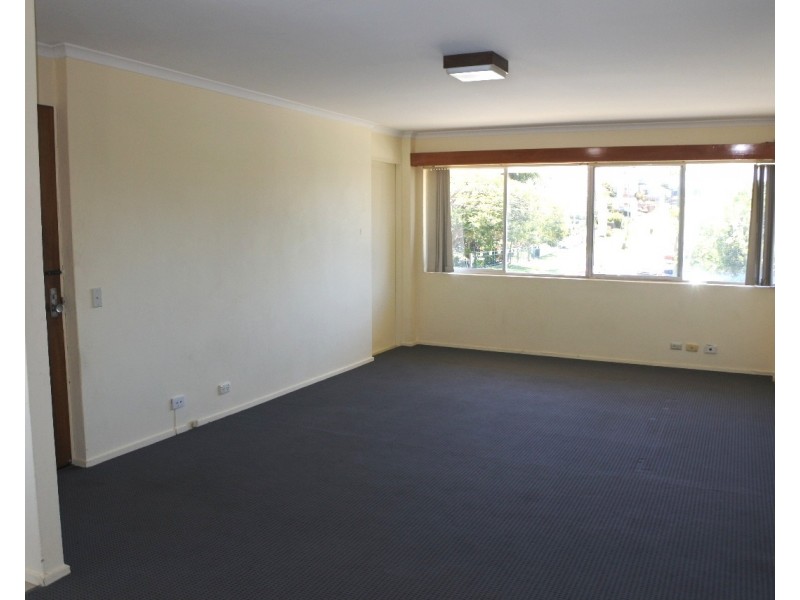 3/183 Nursery Road, Holland Park QLD 4121