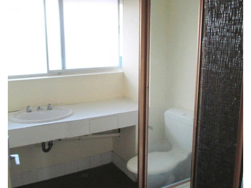 3/183 Nursery Road, Holland Park QLD 4121