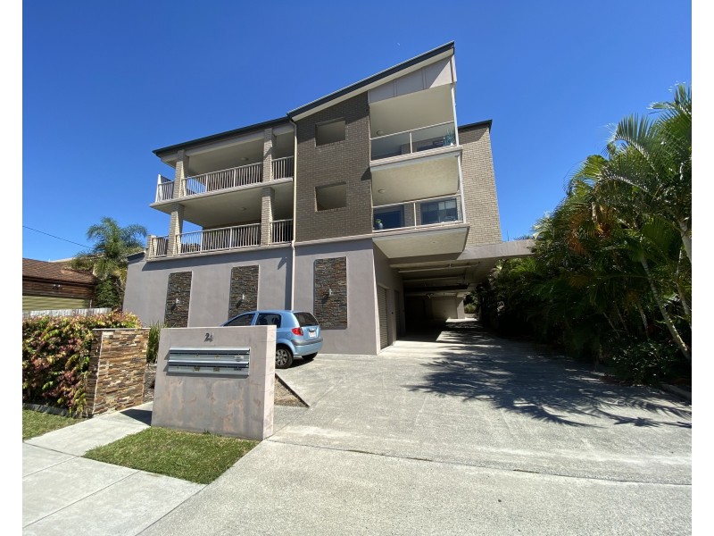 8/24 Dickenson Street, Carina QLD 4152