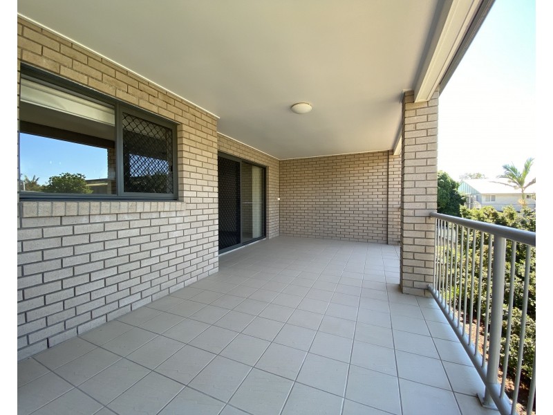 8/24 Dickenson Street, Carina QLD 4152