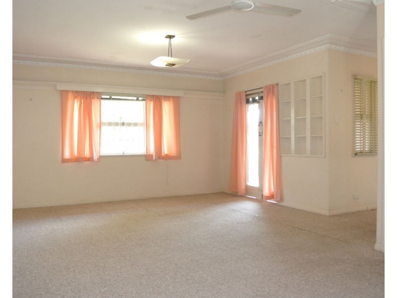 1 Marieander Street, Tarragindi QLD 4121