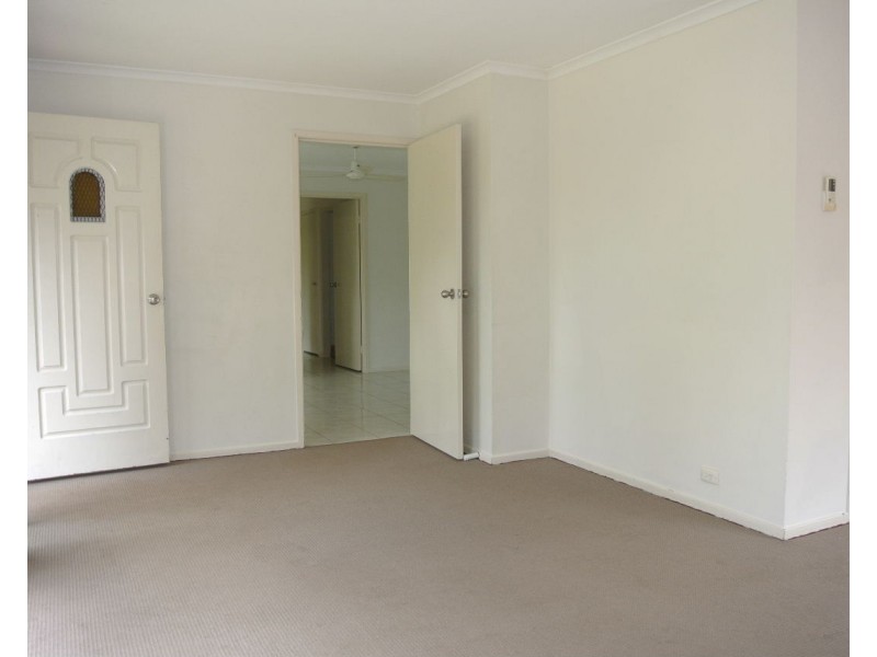 27 Burwood Road, Alexandra Hills QLD 4161