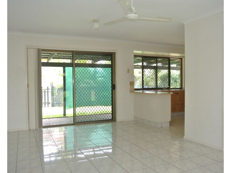 27 Burwood Road, Alexandra Hills QLD 4161