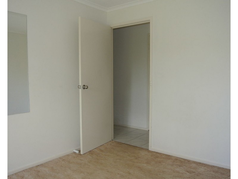 27 Burwood Road, Alexandra Hills QLD 4161