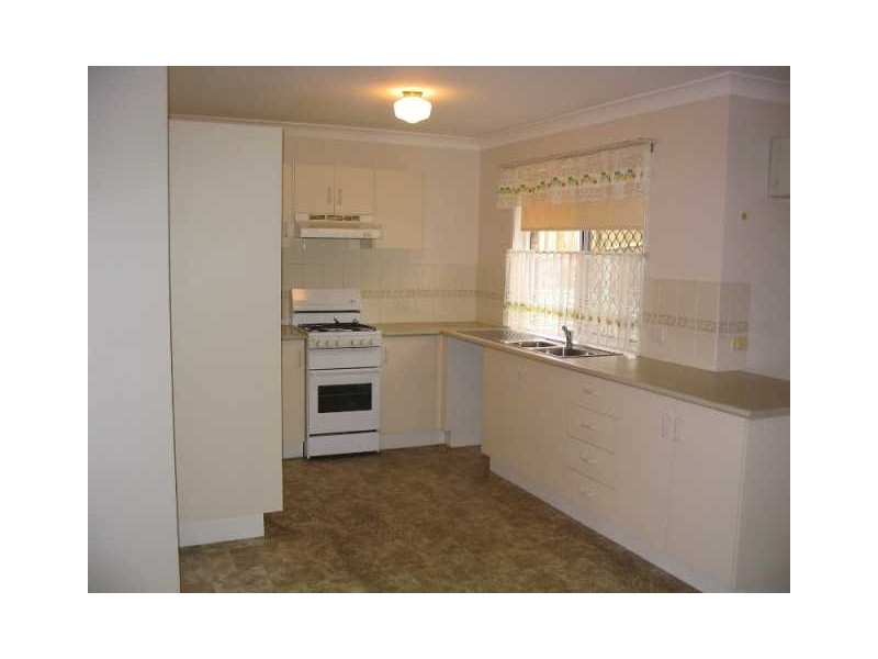 25 Falconglen Close, Ferny Grove QLD 4055