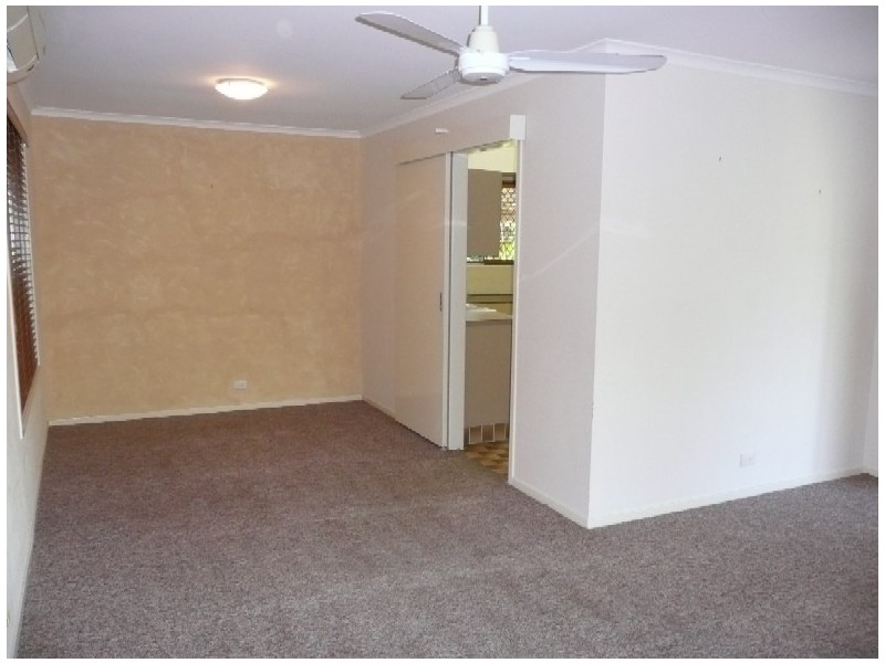 19 Caesar Road, Ferny Hills QLD 4055