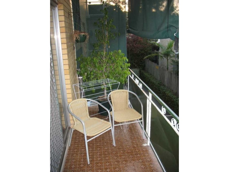 2/11 Huxley Street, Alderley QLD 4051