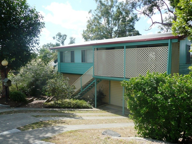 30 Hutton Road, Arana Hills QLD 4054