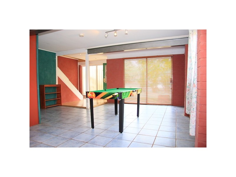 11 McGinn Road, Ferny Grove QLD 4055