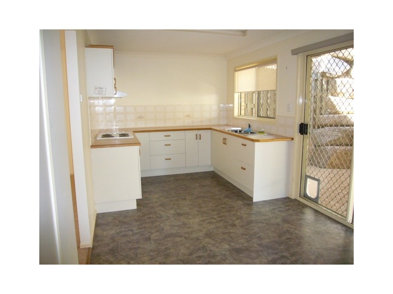 14/12 Crosby Avenue, Arana Hills QLD 4054