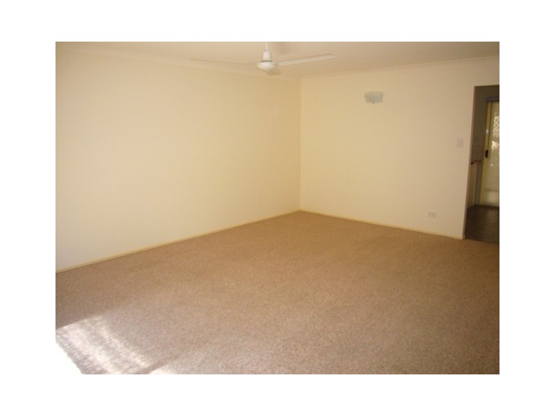 14/12 Crosby Avenue, Arana Hills QLD 4054