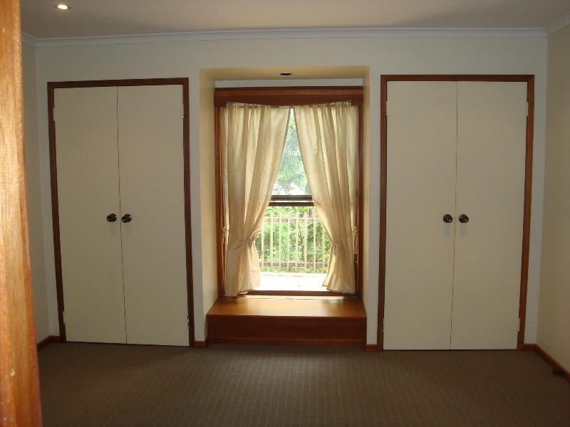 5 Eveleigh Street, Arana Hills QLD 4054