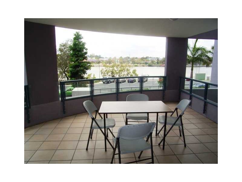 204/21 Patrick Lane, Toowong QLD 4066