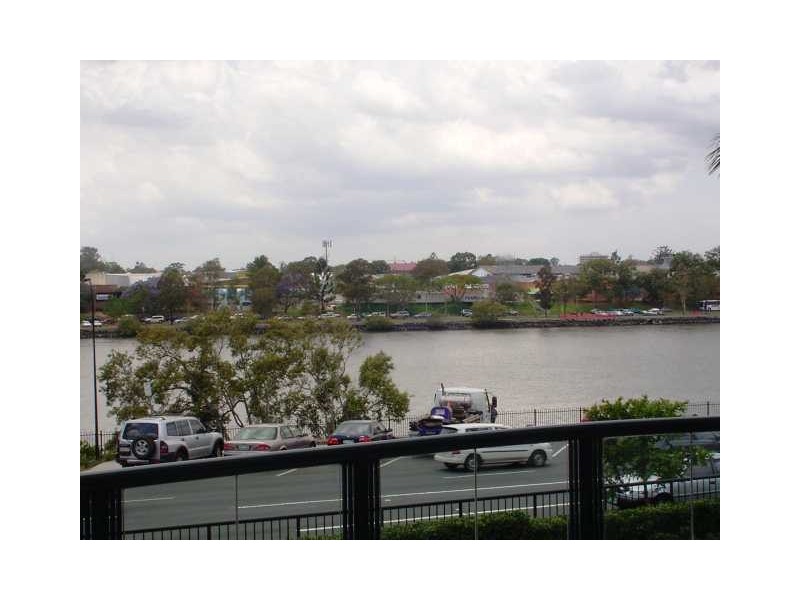 204/21 Patrick Lane, Toowong QLD 4066