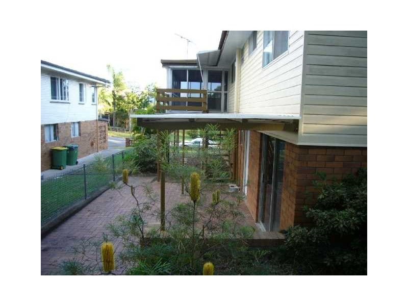 22 Calca Crescent, Ferny Hills QLD 4055