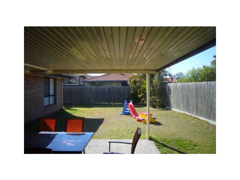 8 Border Court, Arana Hills QLD 4054