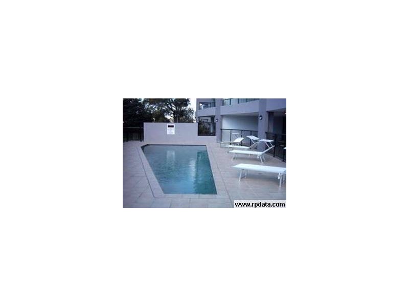 204/21 Patrick Lane, Toowong QLD 4066