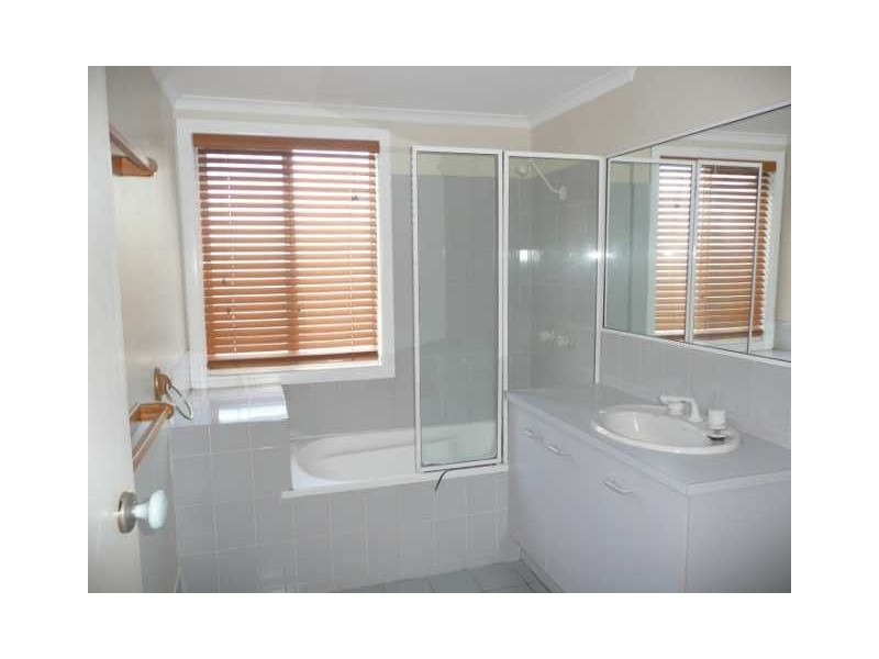 1/5 Bassano Street, Zillmere QLD 4034