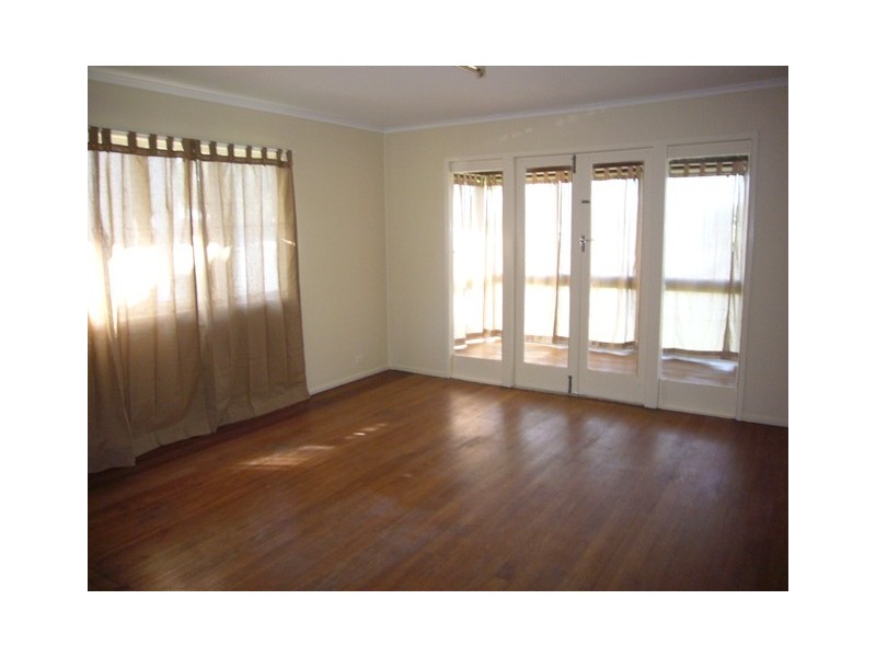 21 Maundrell Terrace, Chermside West QLD 4032