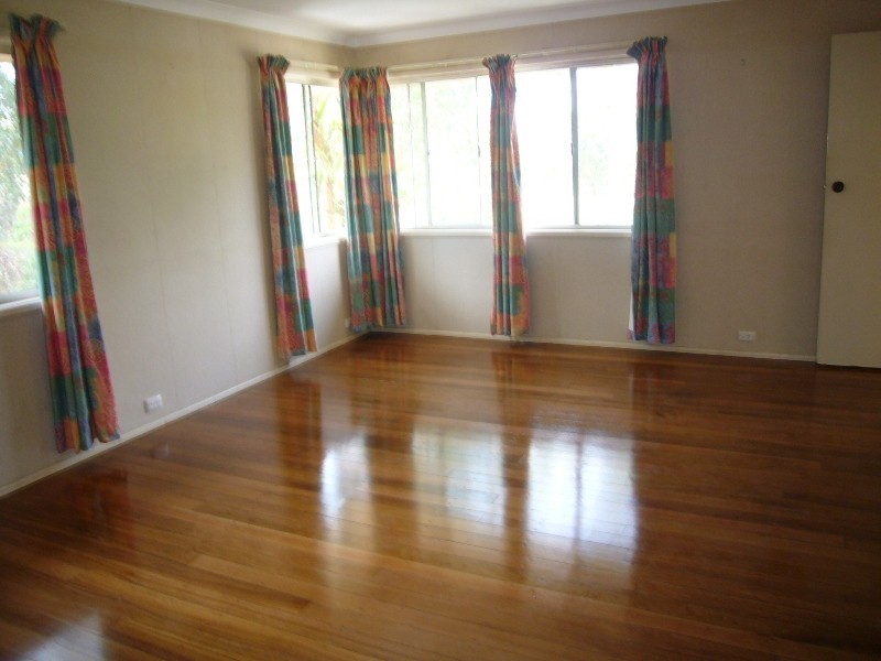 26 Yeerinbool Court, Arana Hills QLD 4054