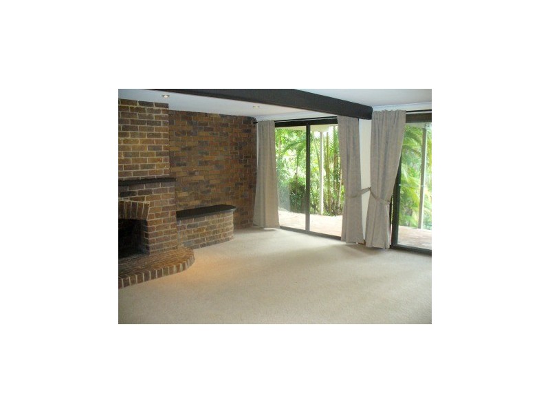 9A Eveleigh Street, Arana Hills QLD 4054