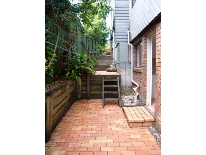 9A Eveleigh Street, Arana Hills QLD 4054