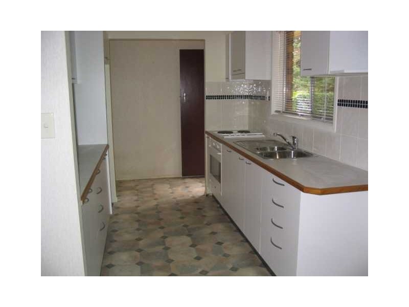 9 Eromba Crescent, Ferny Hills QLD 4055