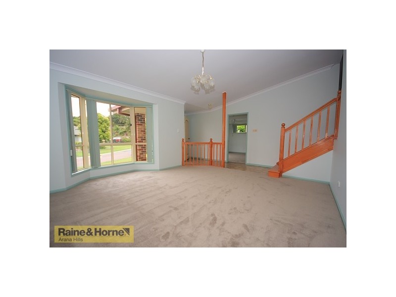 4 Fiddle Court, Arana Hills QLD 4054