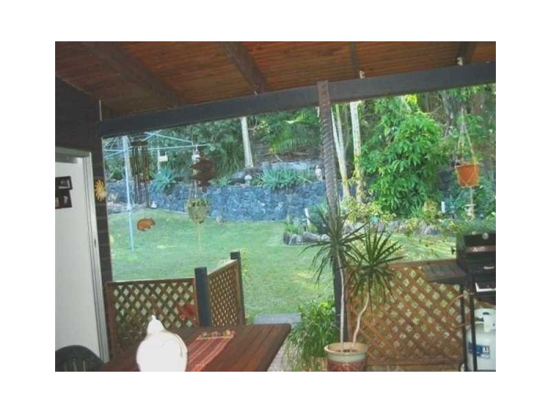 10  Wallaroy Court, Ferny Hills QLD 4055