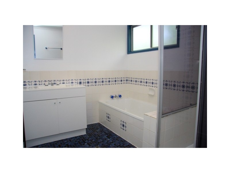 245 Patricks Road, Ferny Hills QLD 4055