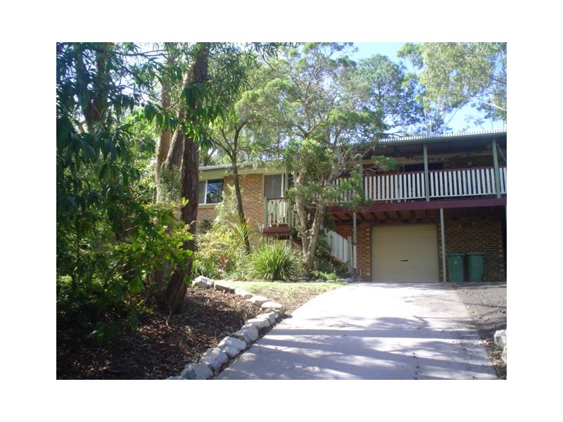 60 Minto Crescent, Arana Hills QLD 4054